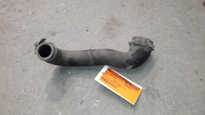 Gebrauchte Intercooler Schlauch Opel Meriva (A) 1.7 CDTI 16V Preis auf Anfrage angeboten von Autodemontage Joko B.V.