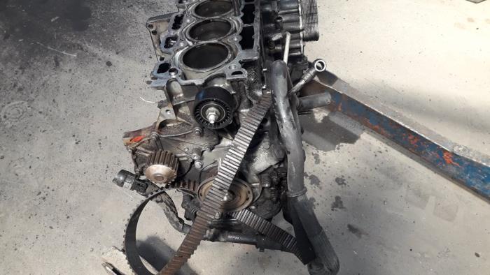 Engine crankcase from a Peugeot Partner Combispace 1.6 HDI 90 16V 2006