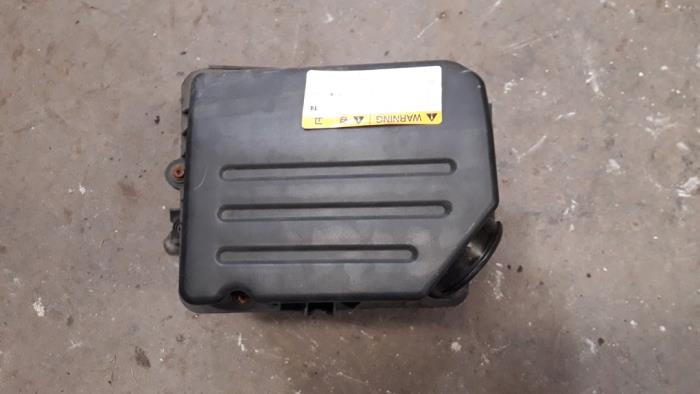 Begagnade Luftfilterhus Chevrolet Kalos (SF48) 1.2 Pris på förfrågan erbjuds av Autodemontage Joko B.V.