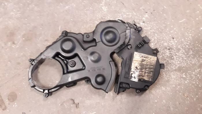 Timing cover from a Peugeot 307 SW (3H) 1.6 HDi 16V 2006