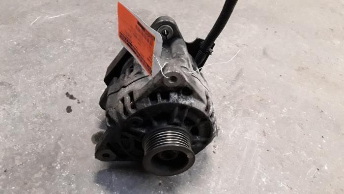 Begagnade Dynamo Ford Ka I 1.3i Pris på förfrågan erbjuds av Autodemontage Joko B.V.