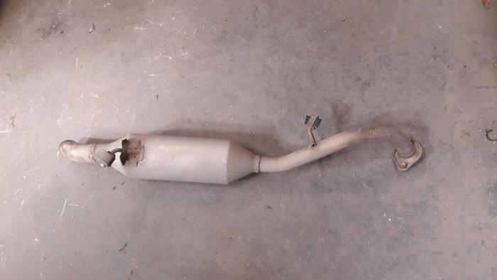 Gebrauchte Auspuff Enddämpfer Toyota Verso 2.0 16V D-4D-F Preis auf Anfrage angeboten von Autodemontage Joko B.V.