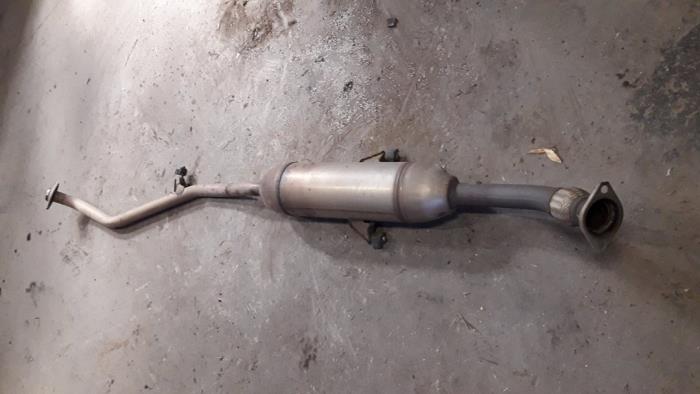 Gebrauchte Katalysator Toyota Verso 2.0 16V D-4D-F Preis auf Anfrage angeboten von Autodemontage Joko B.V.