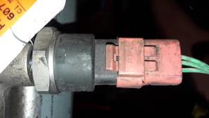 Used Fuel pressure sensor Peugeot 607 (9D/U) 2.0 HDi FAP Price on request offered by Autodemontage Joko B.V.