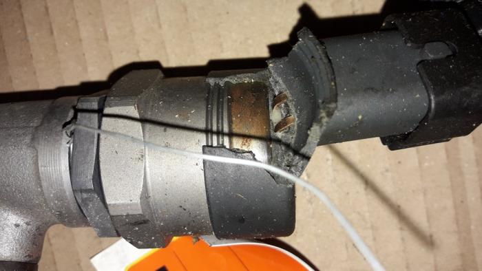 Begagnade Bränsletryckssensor Fiat Punto Evo (199) 1.3 JTD Multijet Start&Stop 16V Euro 4 Pris på förfrågan erbjuds av Autodemontage Joko B.V.