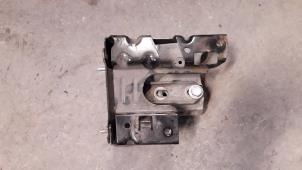 Used Gearbox mount Citroen DS3 (SA) 1.6 e-HDi Price on request offered by Autodemontage Joko B.V.