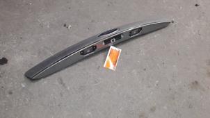 Used Tailgate handle Ford Mondeo III 2.0 TDCi 115 16V Price on request offered by Autodemontage Joko B.V.