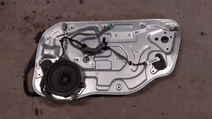 Used Window mechanism 4-door, front right Volvo V50 (MW) 1.8 16V Price on request offered by Autodemontage Joko B.V.