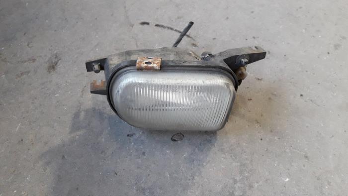 Używane Halogen prawy Mercedes SLK (R170) 2.0 200 K 16V Cena na żądanie oferowane przez Autodemontage Joko B.V.