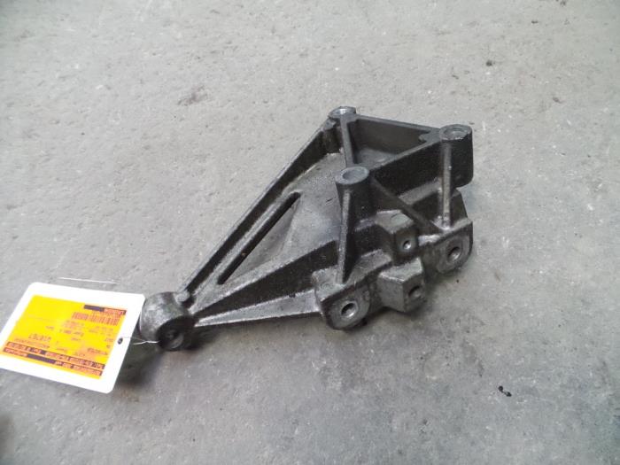 Used Engine mount Volkswagen Golf IV (1J1) 2.3 V5 GTI Price on request offered by Autodemontage Joko B.V.