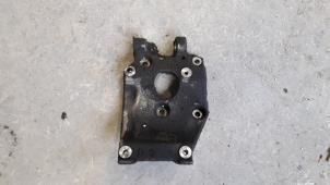 Used Air conditioning bracket Ford Fiesta 6 (JA8) 1.6 TDCi 16V 95 Price on request offered by Autodemontage Joko B.V.