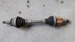 Used Front drive shaft, left Fiat Bravo (198A) 1.6 JTD Multijet 105 Price on request offered by Autodemontage Joko B.V.
