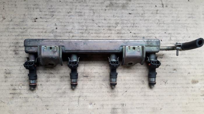 Micra Injector Code Injector (petrol injection) Nissan Micra 1.2 16V - 16600AX200 BOSCH
