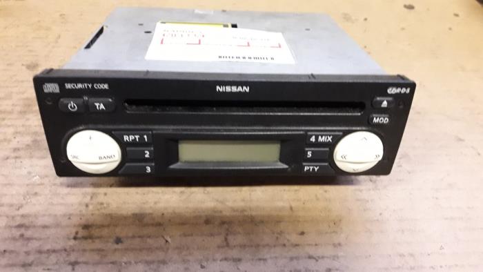 Radio CD player Nissan Micra  16V - 7645384318 BLAUPUNK