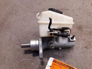 Used Master cylinder Opel Astra H SW (L35) 1.8 16V Price on request offered by Autodemontage Joko B.V.
