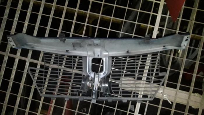 Używane Panel przedni Mercedes CLK (C208) 2.3 230K 16V Cena na żądanie oferowane przez Autodemontage Joko B.V.