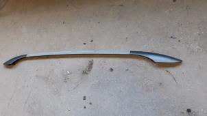 Used Roof rail, right Skoda Fabia II Combi 1.9 TDi Price on request offered by Autodemontage Joko B.V.
