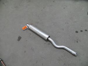 Used Exhaust middle silencer Audi 80 (B4) 2.0 E Price on request offered by Autodemontage Joko B.V.