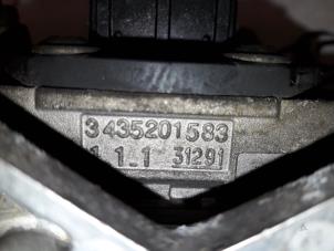 Used Injector housing Volvo 4-Serie Price on request offered by Autodemontage Joko B.V.