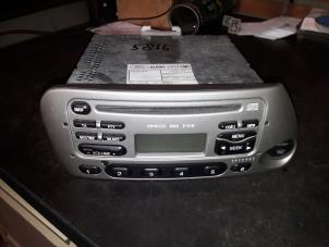 Gebrauchte Radio CD Spieler Ford Ka I 1.3i Preis auf Anfrage angeboten von Autodemontage Joko B.V.