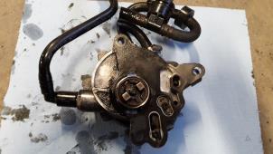 Used Mechanical fuel pump Audi A3 (8P1) 2.0 TDI 16V Price on request offered by Autodemontage Joko B.V.