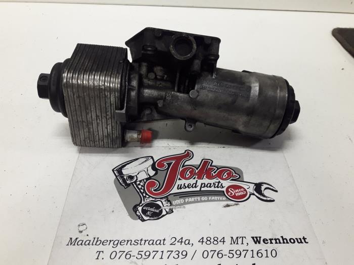 Oil filter housing from a Audi A3 (8P1) 2.0 TDI 16V 2006