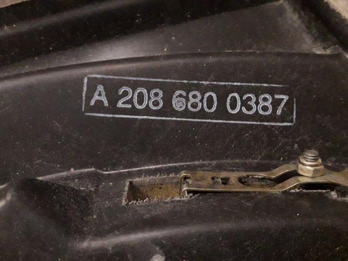 Tableau de bord d'un Mercedes-Benz CLK (W208) 2.3 230K 16V 1999