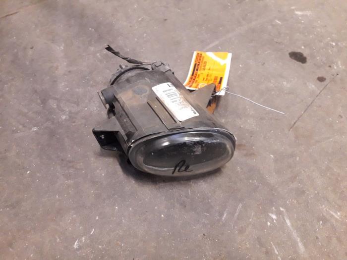 Używane Halogen prawy Seat Leon (1M1) 1.9 TDI 110 Cena na żądanie oferowane przez Autodemontage Joko B.V.
