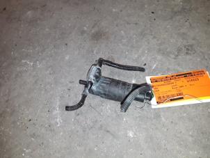 Used Windscreen washer pump Seat Leon (1M1) 1.9 TDI 110 Price on request offered by Autodemontage Joko B.V.