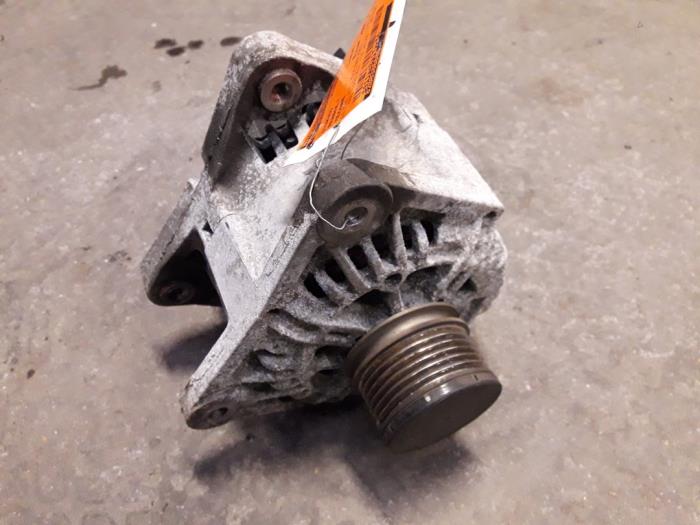 Begagnade Dynamo Renault Megane II Grandtour (KM) 1.5 dCi 105 Pris på förfrågan erbjuds av Autodemontage Joko B.V.