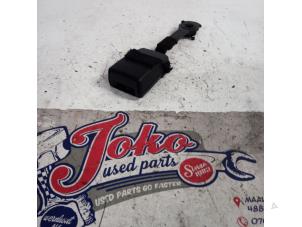 Gebrauchte Sicherheitsgurt Schließe Mitte hinten Ford S-Max (GBW) 2.0 16V Preis auf Anfrage angeboten von Autodemontage Joko B.V.