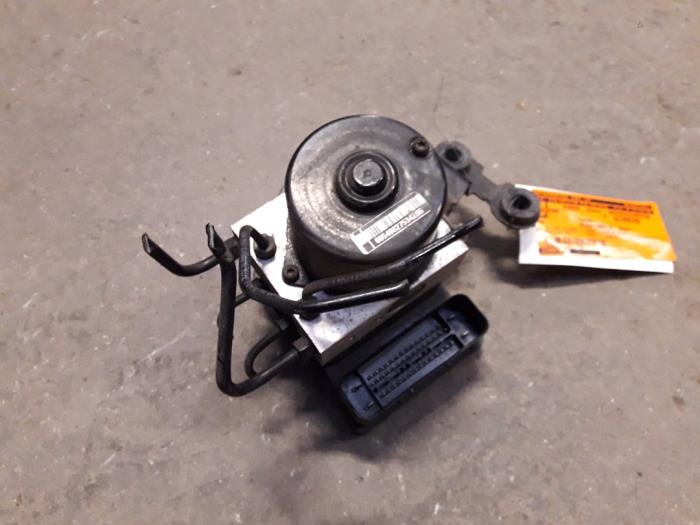 Gebrauchte ABS Pumpe Audi A3 (8L1) 1.6 Preis auf Anfrage angeboten von Autodemontage Joko B.V.