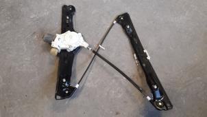 Used Window mechanism 4-door, front left BMW 3 serie (E90) 320i 16V Price on request offered by Autodemontage Joko B.V.