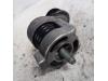 Drive belt tensioner from a BMW 3 serie (E90) 320i 16V 2005