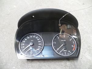 Used Instrument panel BMW 3 serie Touring (E91) 318d 16V Price on request offered by Autodemontage Joko B.V.