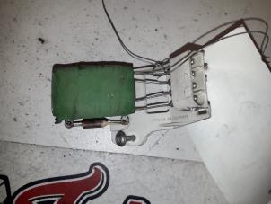 Used Heater resistor BMW 3 serie Compact (E36/5) 316i Price on request offered by Autodemontage Joko B.V.