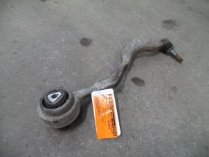 Used Front lower wishbone, right BMW 3 serie Touring (E91) 318d 16V Price on request offered by Autodemontage Joko B.V.