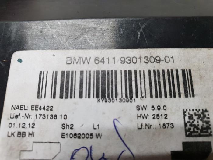 Module climatronic d'un BMW 3 serie Touring (F31) 318d 2.0 16V 2013