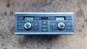 Usados Panel de control de calefacción Audi Q7 (4LB) 3.0 TDI V6 24V Precio de solicitud ofrecido por Autodemontage Joko B.V.