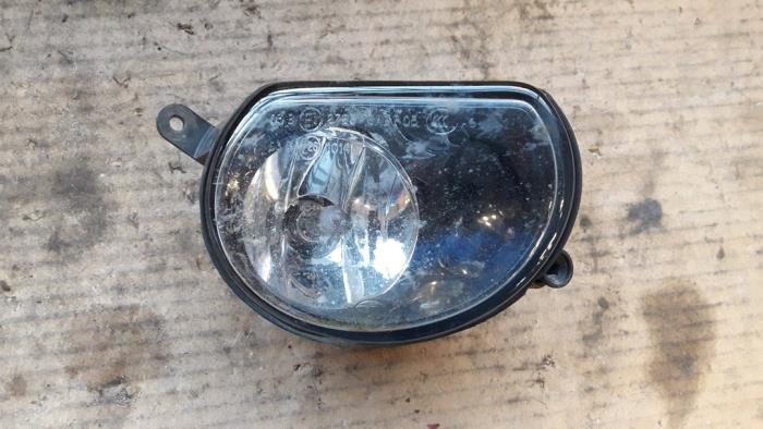 Używane Halogen prawy Audi Q7 (4LB) 3.0 TDI V6 24V Cena na żądanie oferowane przez Autodemontage Joko B.V.