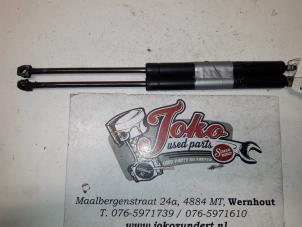 Used Rear gas strut, left BMW 5-Serie Price on request offered by Autodemontage Joko B.V.
