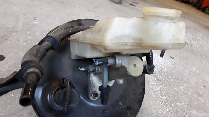 Gebrauchte Hauptbremszylinder Volvo V50 (MW) 2.4 20V Preis auf Anfrage angeboten von Autodemontage Joko B.V.