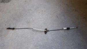 Used Gearbox control cable Volvo V50 (MW) 2.4 20V Price on request offered by Autodemontage Joko B.V.