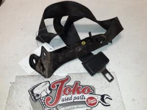 Used Front seatbelt buckle, centre Ford Transit 2.5 Di 80-120 Price on request offered by Autodemontage Joko B.V.