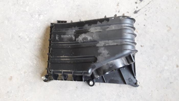 Air box from a Fiat Tipo (356H/357H) 1.6 JTD Multijet II 16V 2018