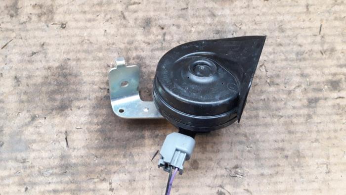 Horn from a Fiat Tipo (356H/357H) 1.6 JTD Multijet II 16V 2018