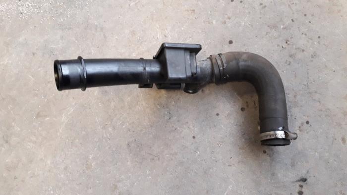 Gebrauchte Intercooler Rohr Renault Kangoo Express (FW) 1.5 dCi 75 Preis auf Anfrage angeboten von Autodemontage Joko B.V.