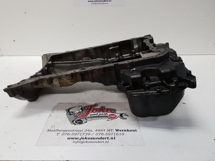 Used Sump Chrysler 300 C Touring 3.0 CRD 24V Price on request offered by Autodemontage Joko B.V.