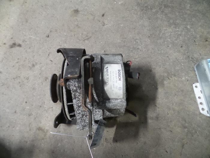 Używane Pradnica Volvo 740 2.3i Cena na żądanie oferowane przez Autodemontage Joko B.V.