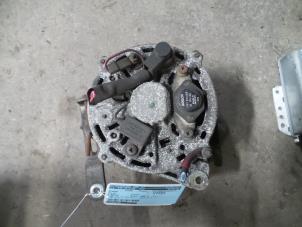 Dynamo van een Volvo 740 2.3i 1990